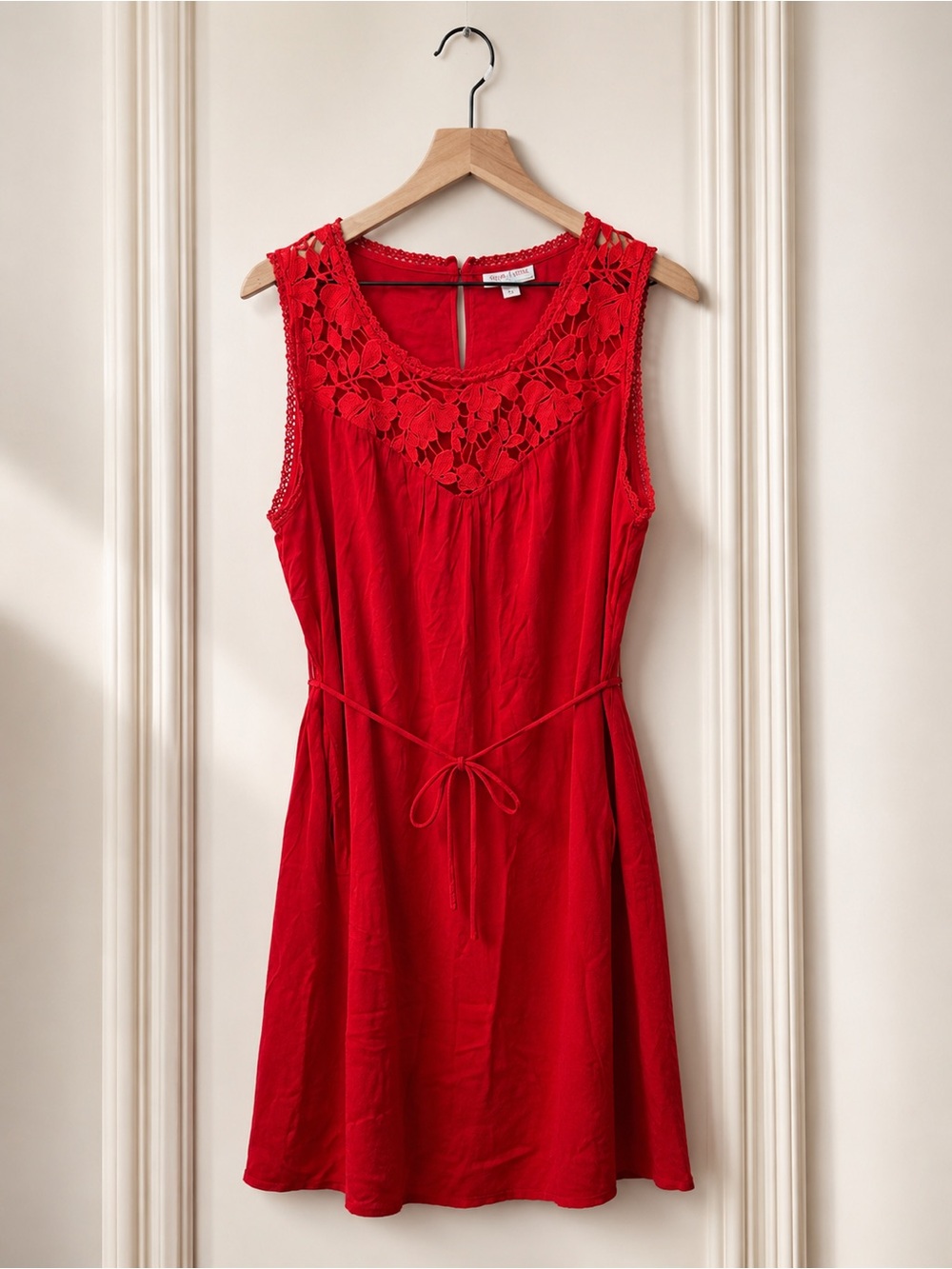 Knox Rose Red Sleeveless Crochet-Yoke Drawstring Mini Dress